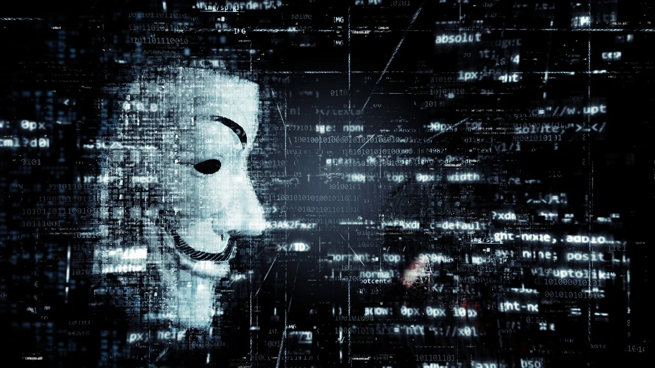 Pessoa acessando serviços públicos em um notebook